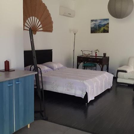 Appartement Un Jour Ailleurs à Saint Pierre Extérieur photo