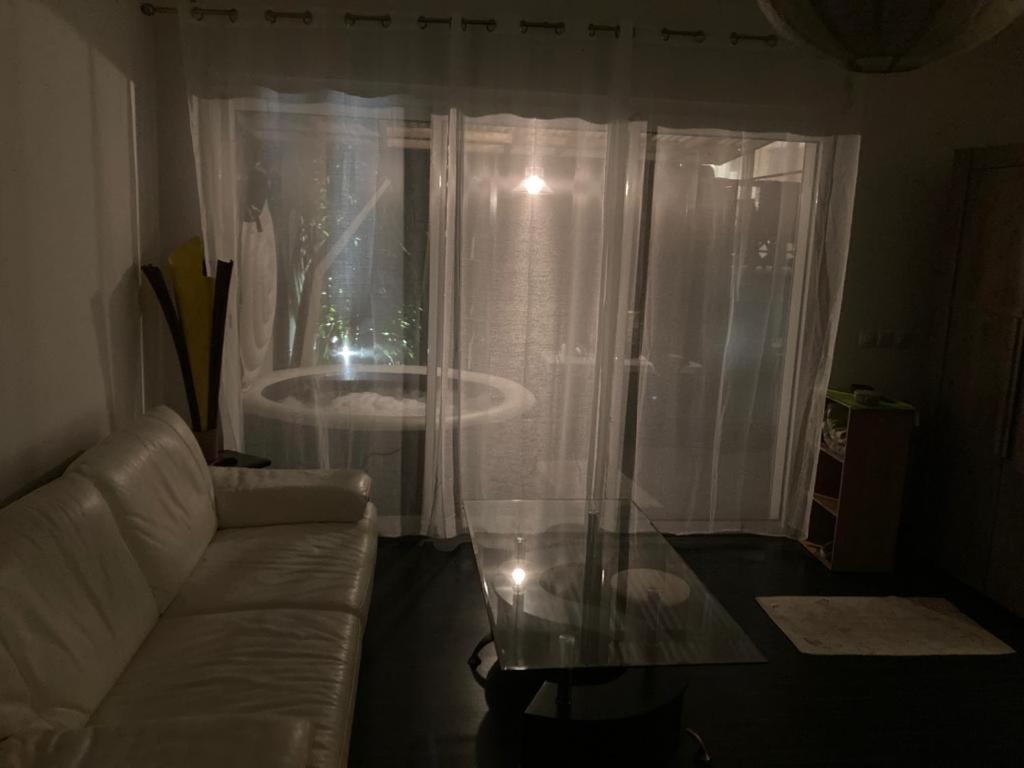 Appartement Un Jour Ailleurs à Saint Pierre Extérieur photo